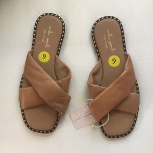 New Mila Paola camel color cross-strap sandals with stud detailing 9